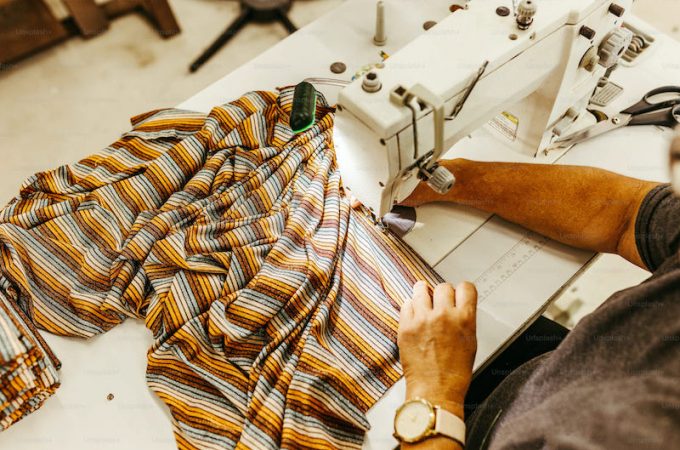 Fazer Roupa com Costureira: Dicas para Escolher o Tecido Perfeito